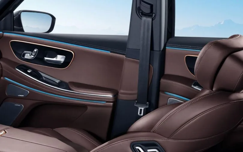 EXEED VX SUV — Luxurious Seating Options