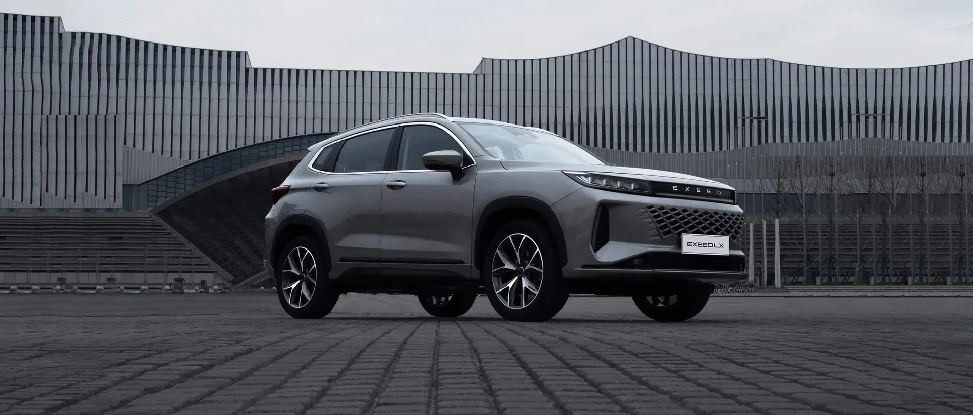 EXEED LX — Agile luxury crafted for city streets and weekend escapes.